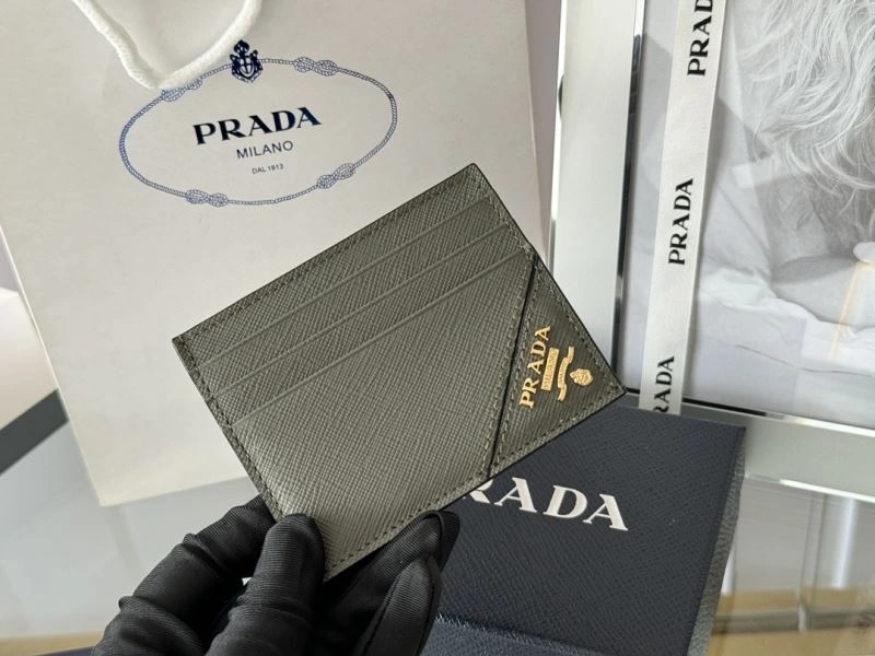 Prada Wallets Purse FreshLook 68509
