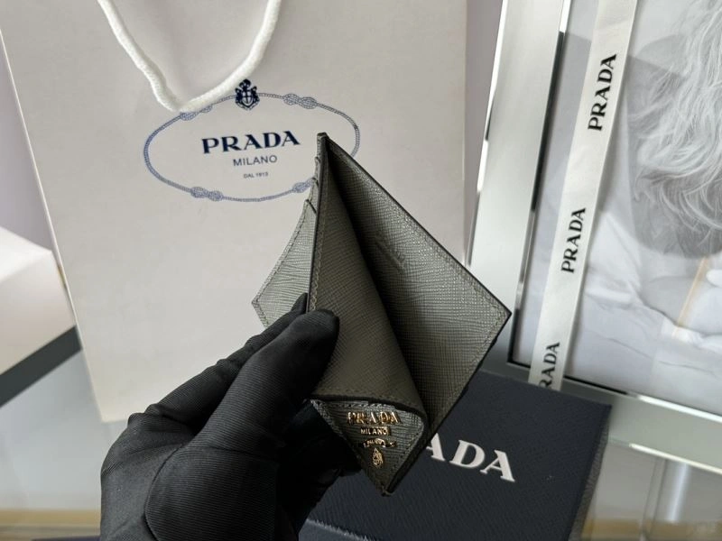 Prada Wallets Purse FreshLook 68509