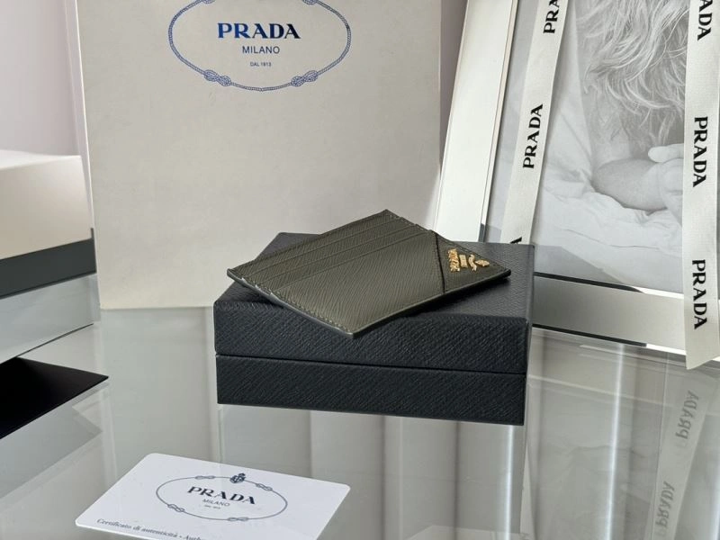 Prada Wallets Purse FreshLook 68509