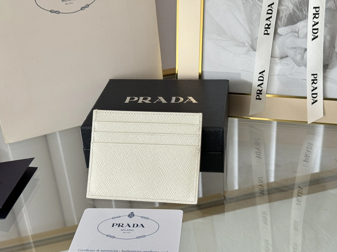 Prada Wallets Purse Minimalist 56799