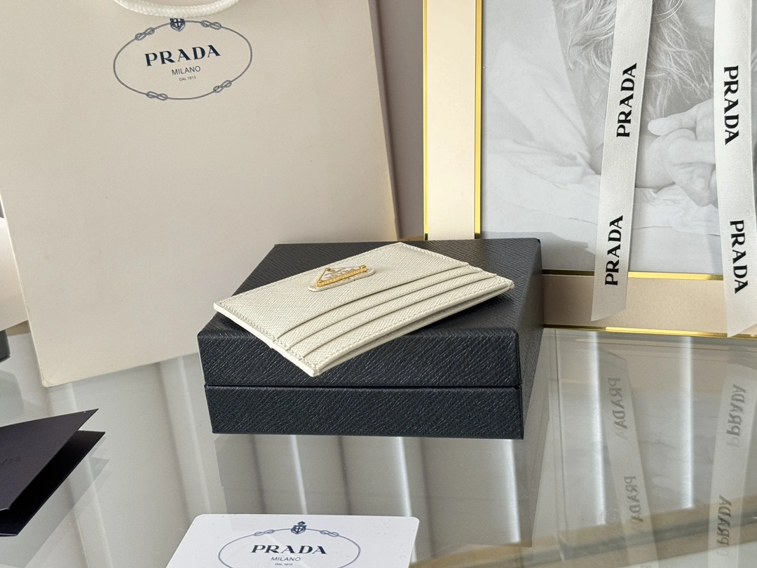Prada Wallets Purse Minimalist 56799