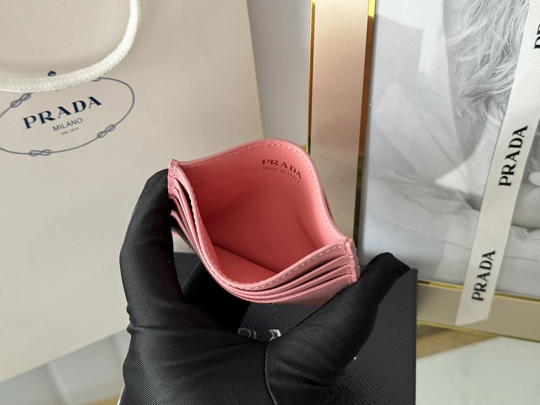Prada Wallets Purse EasyCare 56786