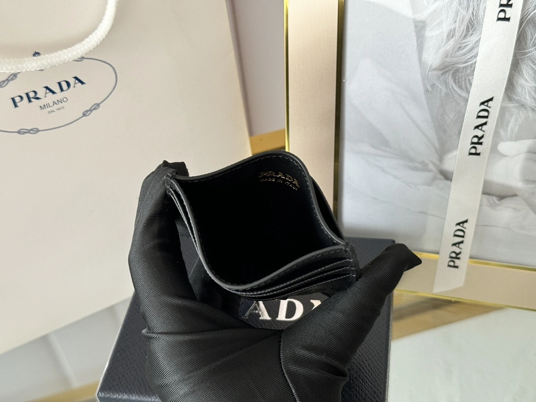 Durable Prada Wallets Purse 56809