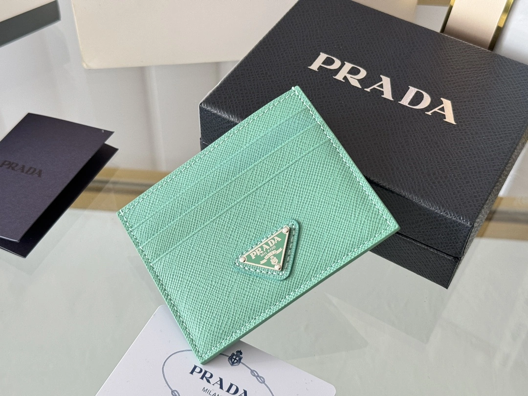 SmoothTexture Prada Wallets Purse 56790