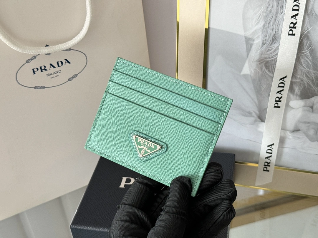 SmoothTexture Prada Wallets Purse 56790