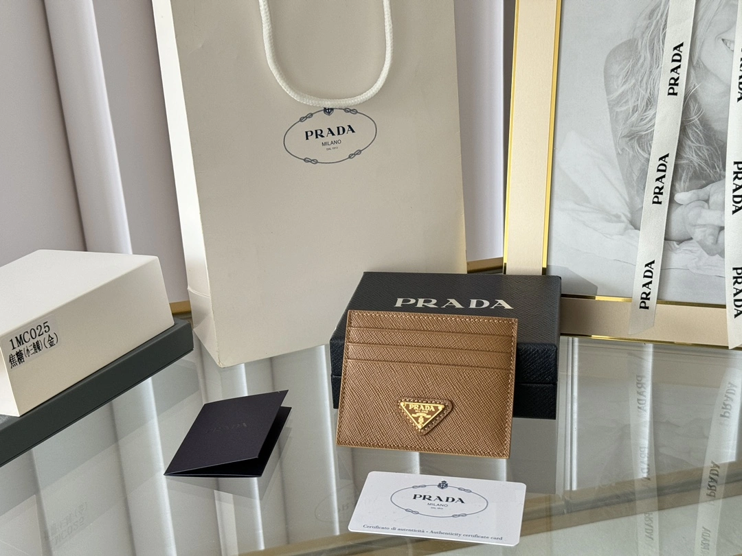 Prada Wallets Purse GoAnywhere 56794
