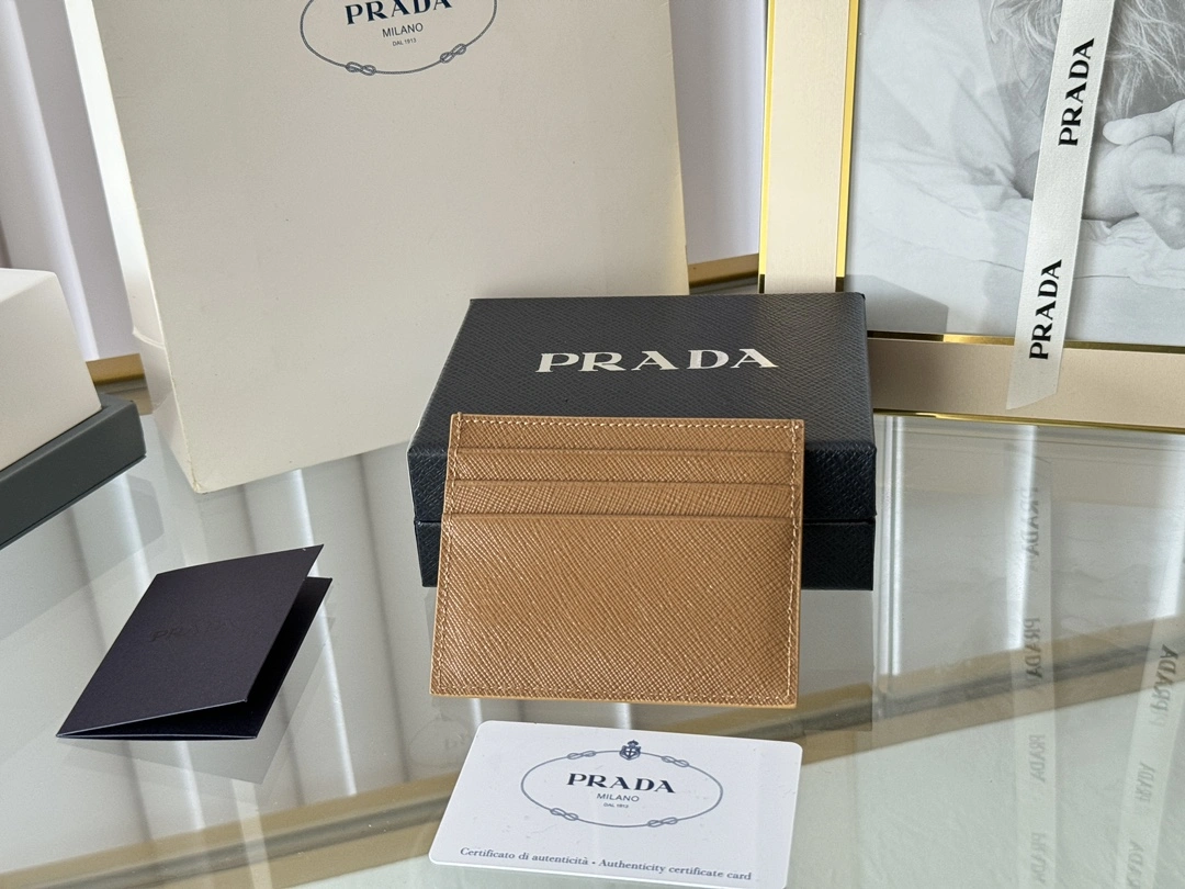 Prada Wallets Purse GoAnywhere 56794