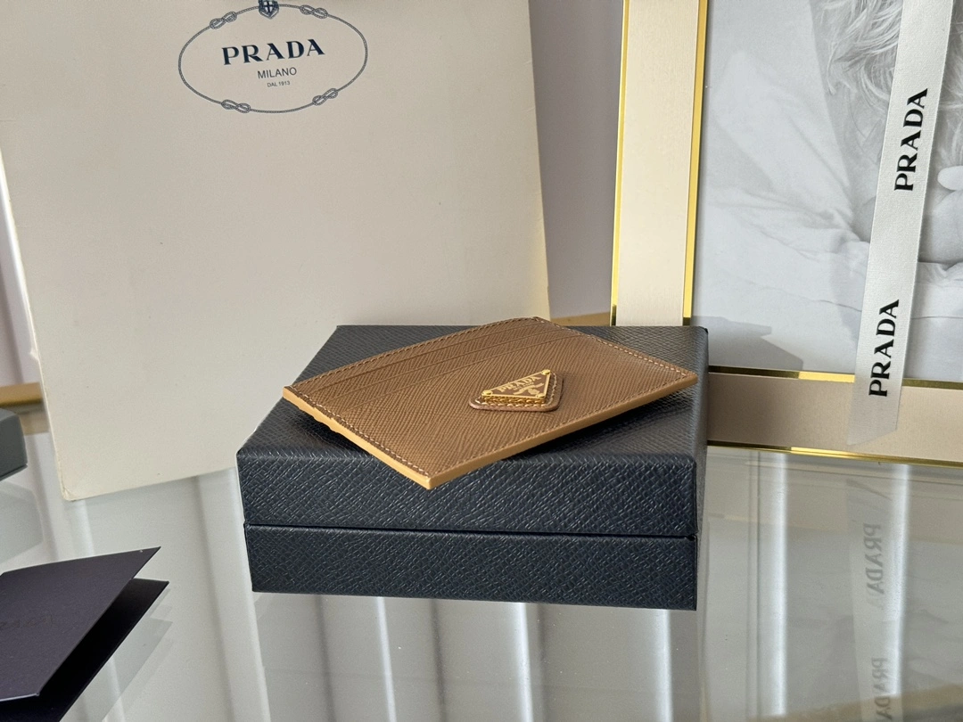 Prada Wallets Purse GoAnywhere 56794