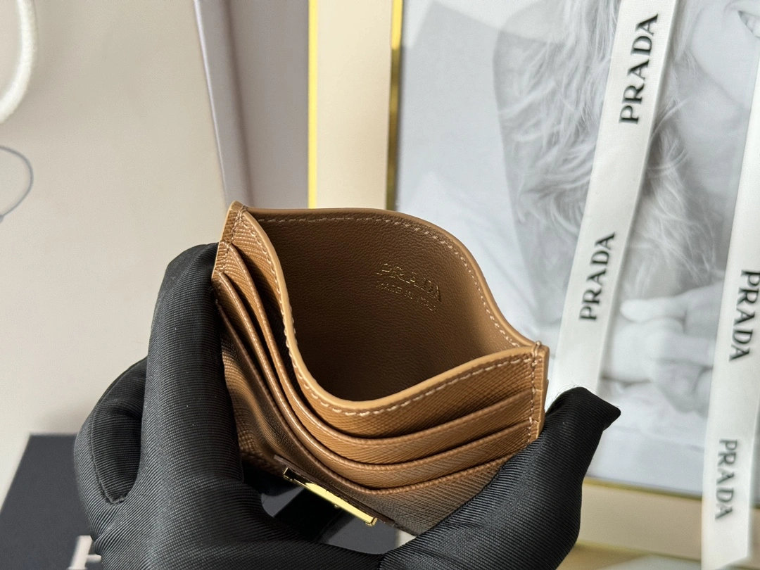 Prada Wallets Purse GoAnywhere 56794