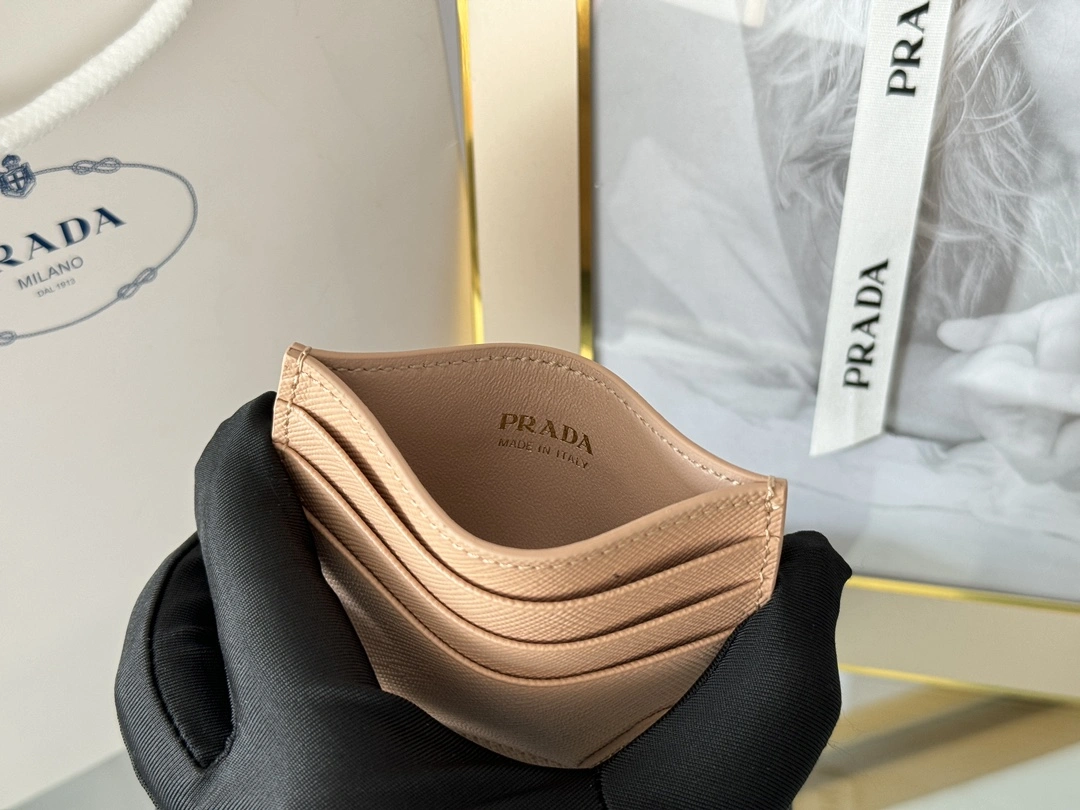 Sustainable Prada Wallets Purse 56784