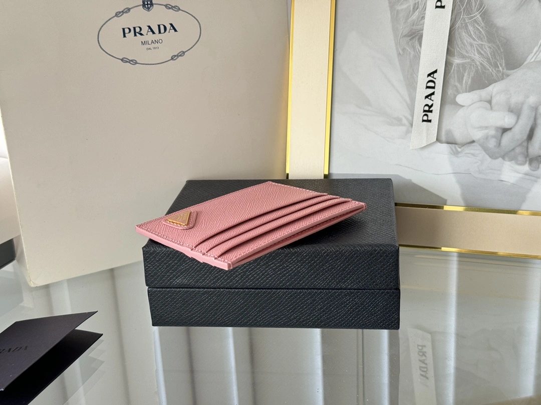 Prada Wallets Purse GoAnywhere 56791