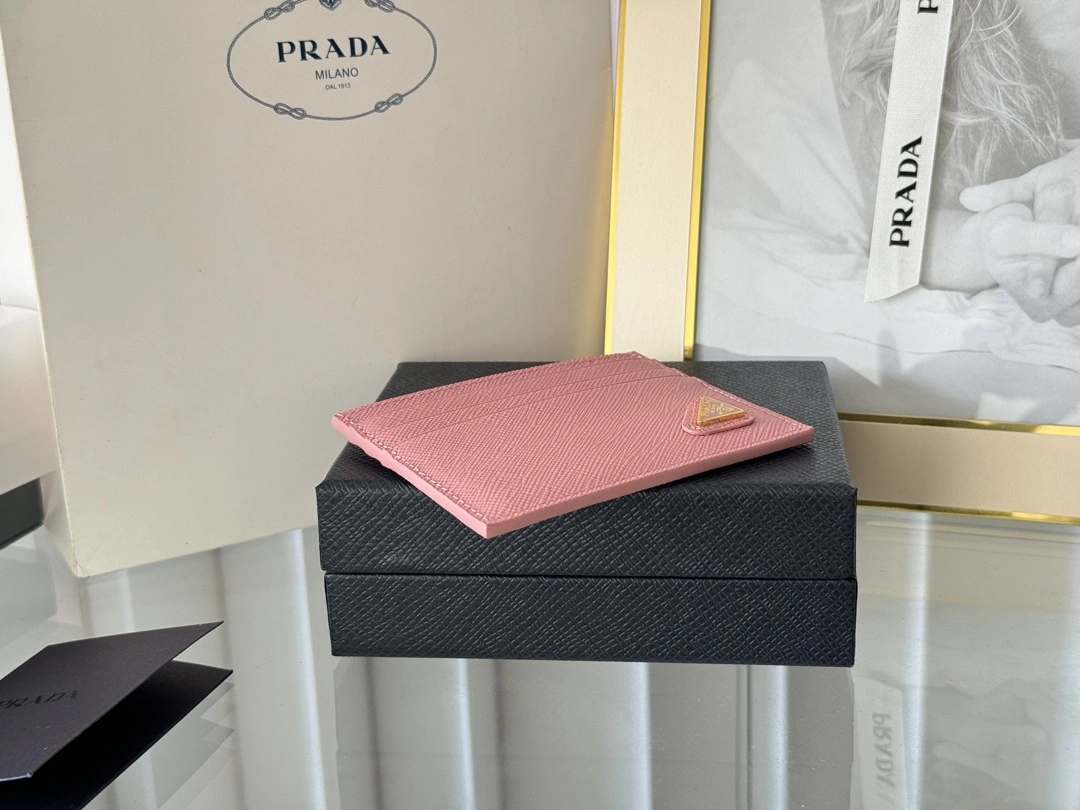 Prada Wallets Purse GoAnywhere 56791