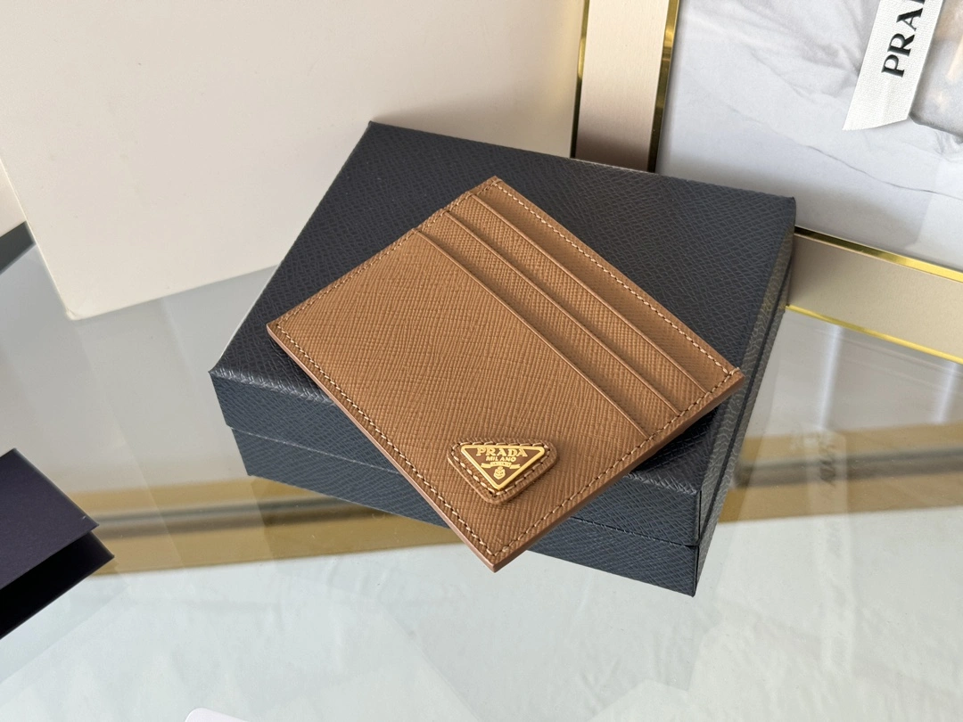 Prada Wallets Purse EyeCatching 56792