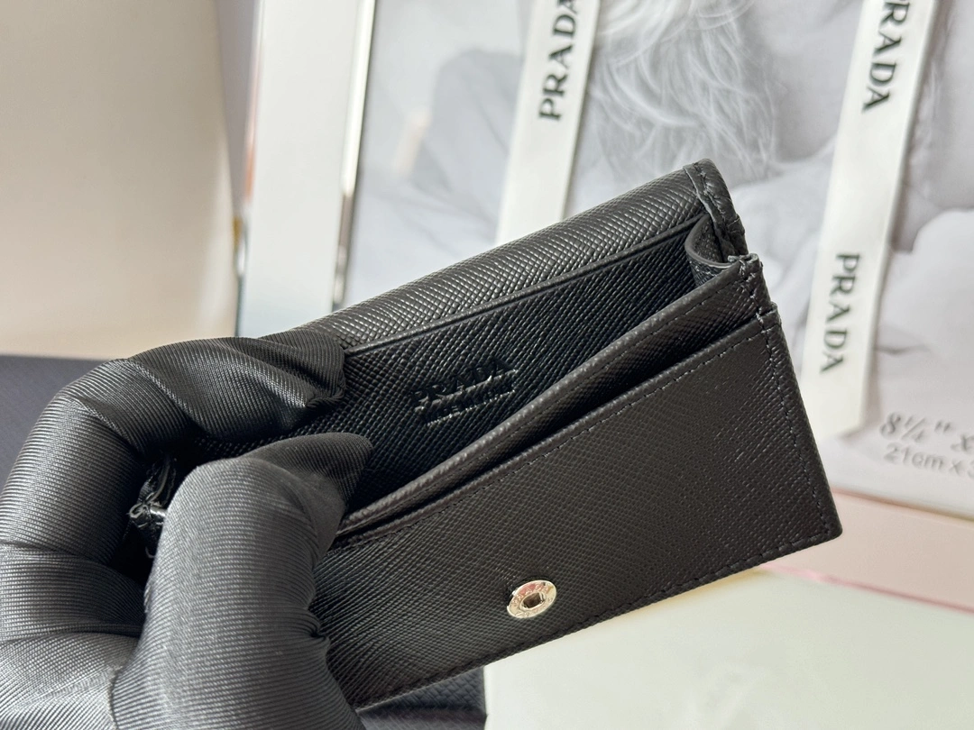 Prada Wallets Purse TechFriendly 56788