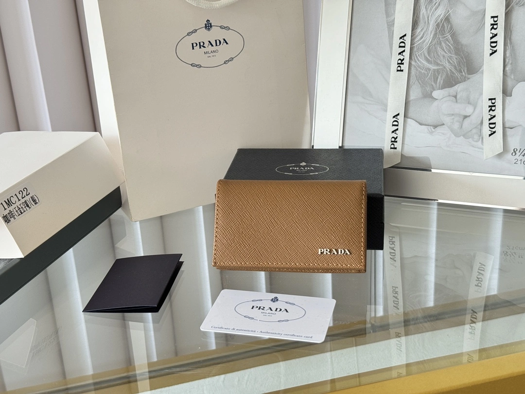 Prada Wallets Purse Practical 56783