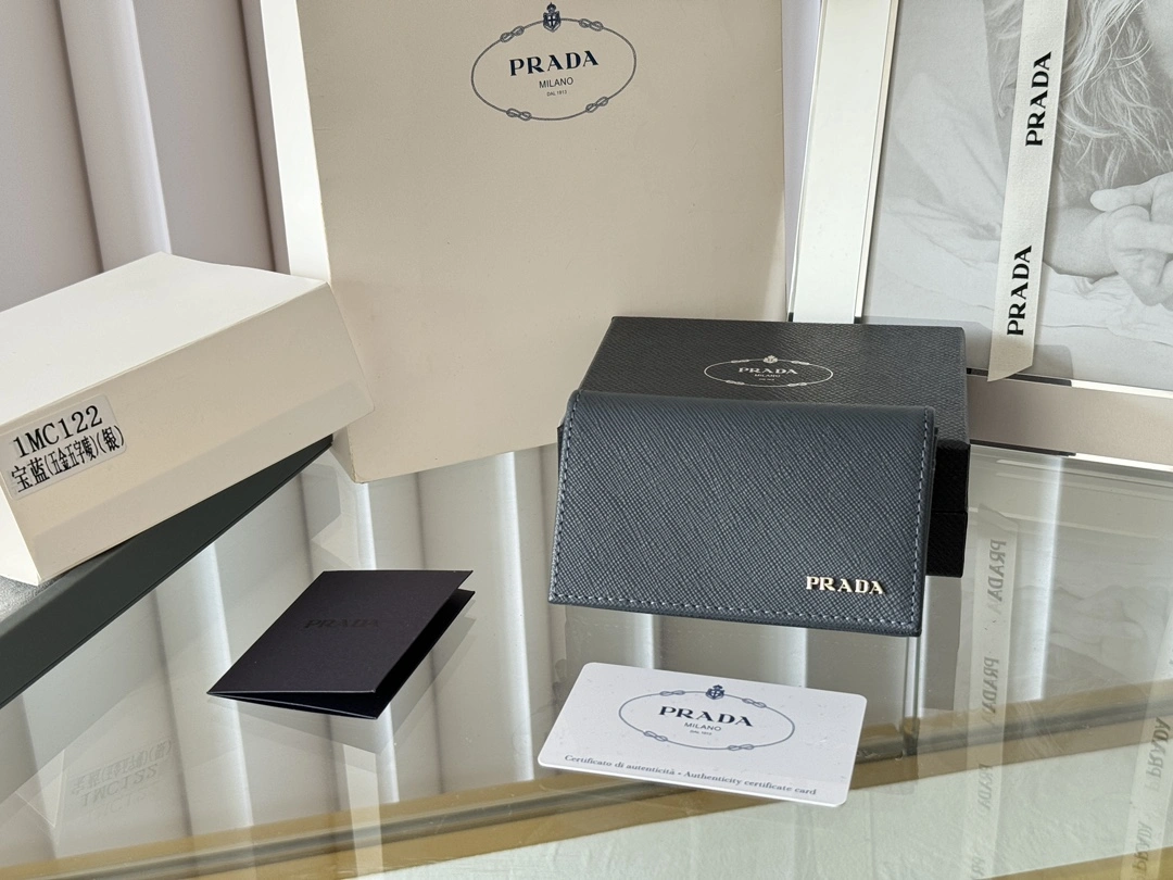 Prada Wallets Purse Reliable 56793