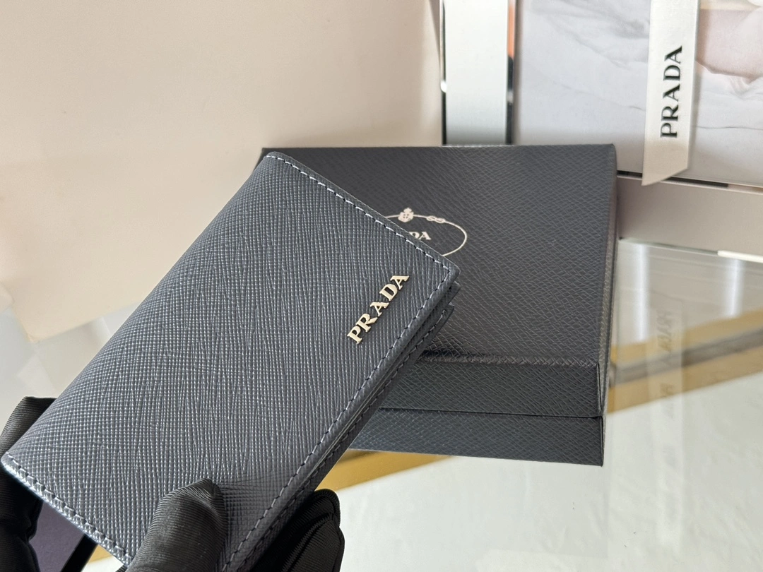 Prada Wallets Purse Reliable 56793