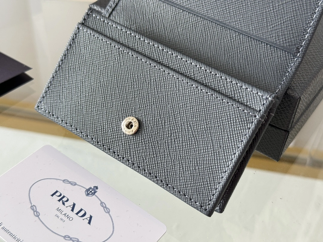 Prada Wallets Purse Reliable 56793