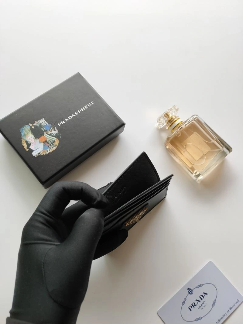 Prada Wallets Purse Timeless 85823
