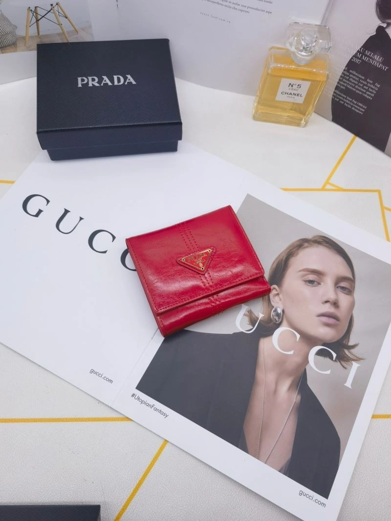 EyeCatching Prada Wallets Purse 85810