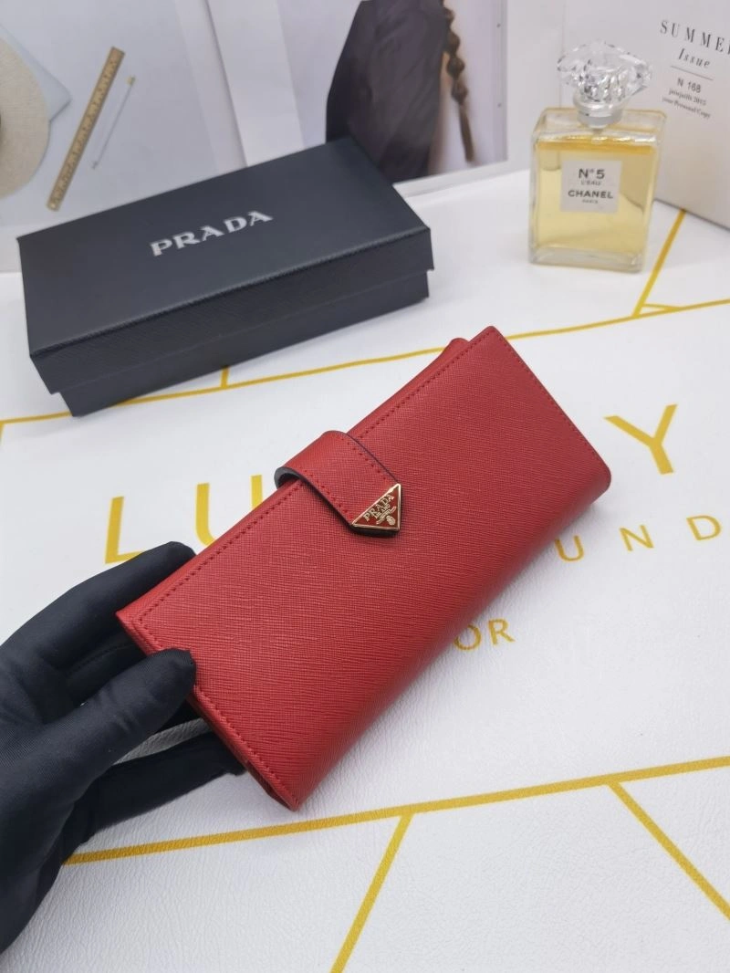 Prada Wallets Purse Practical 85808