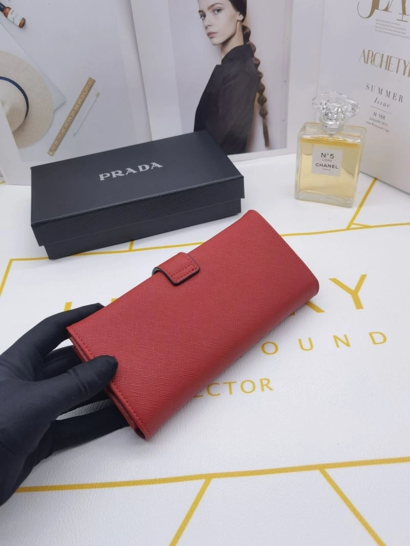 Prada Wallets Purse Practical 85808