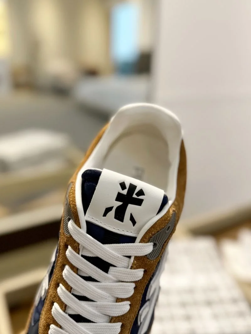 Trendy Premiata Shoes 9219
