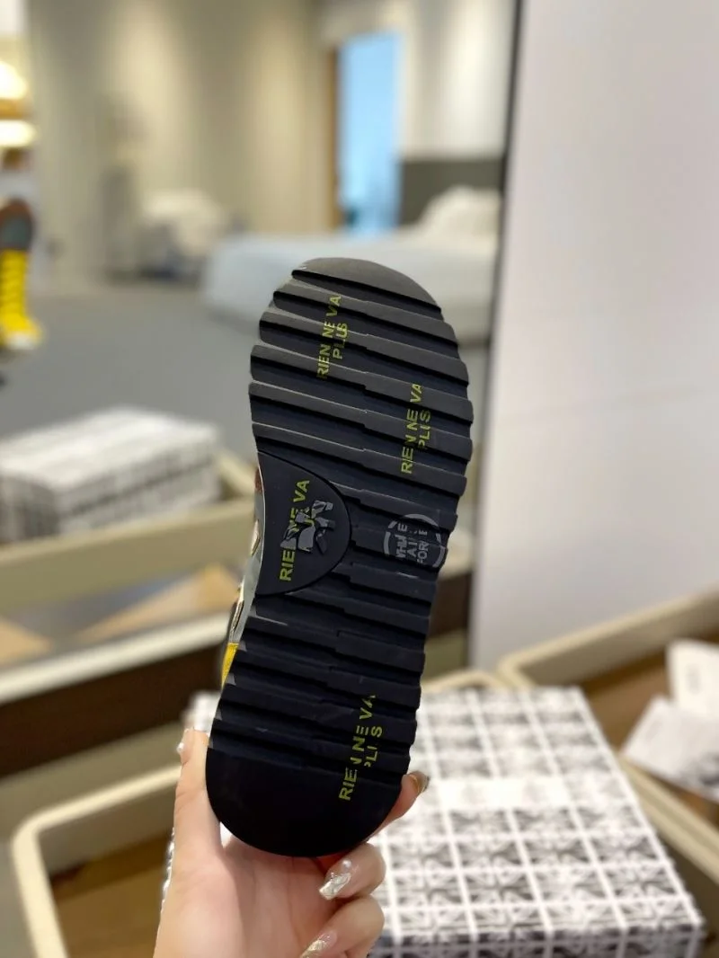Minimalist Premiata Shoes 9170