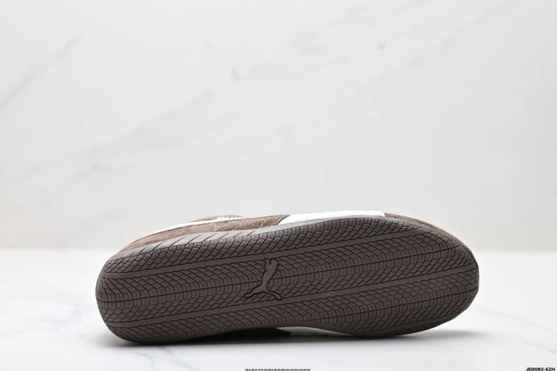 Minimalist Puma Shoes 3049