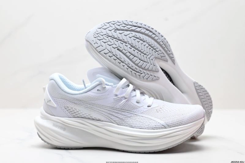 Minimalist Puma Shoes 2969