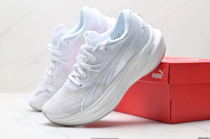Minimalist Puma Shoes 2969