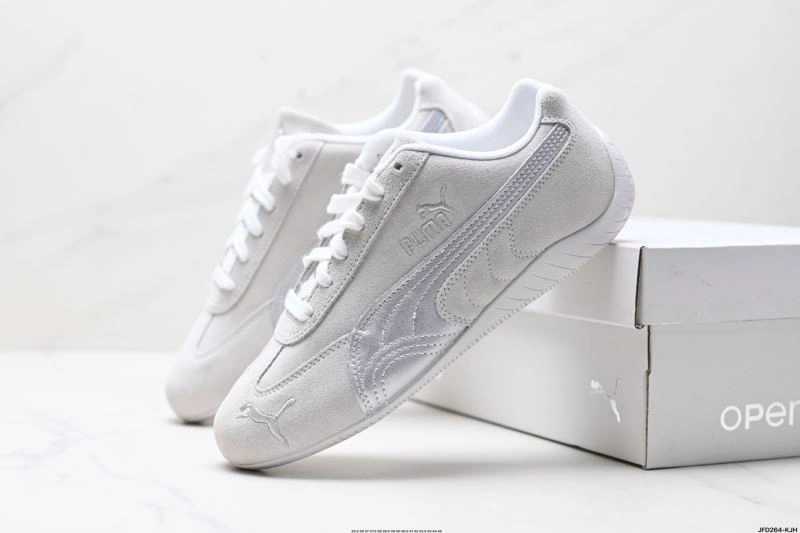 Versatile Puma Shoes 2953