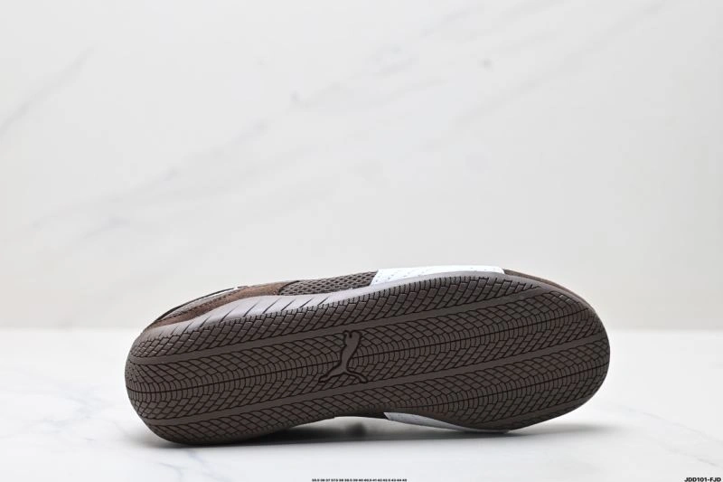 Puma Shoes Compact 1833