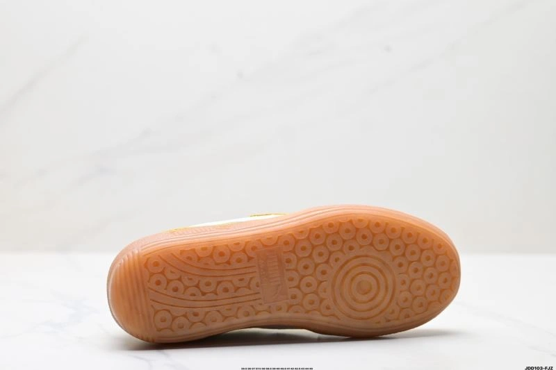 Refined Puma Shoes 1828