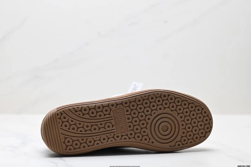 Sporty Puma Shoes 1765