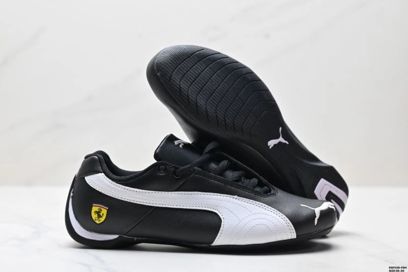 Versatile Puma Shoes 1749