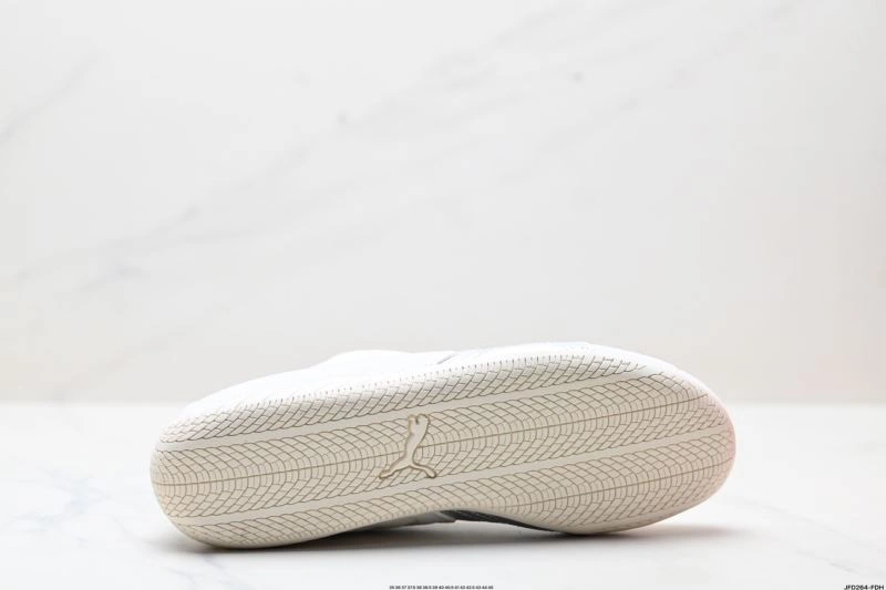 Functional Puma Shoes 1743