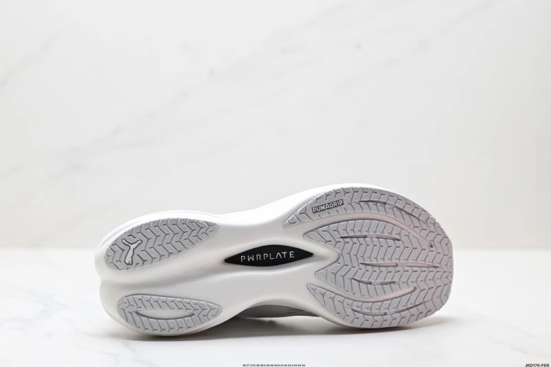EyeCatching Puma Shoes 1732