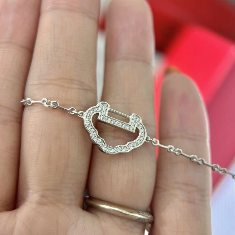 Youthful Qeelin Bracelets 213391