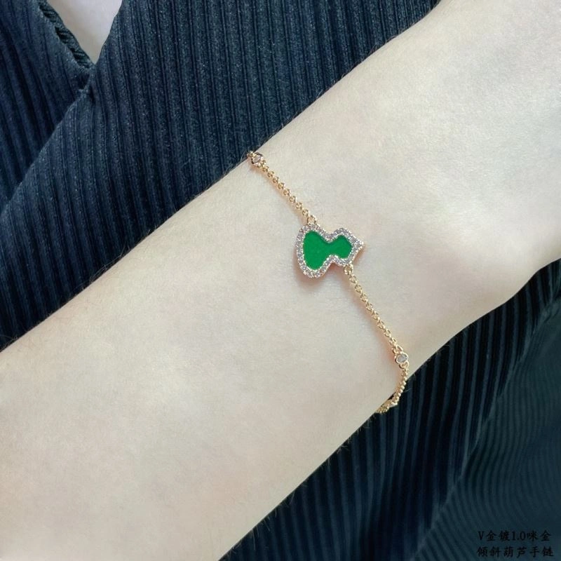 Qeelin Bracelets Premium 212525
