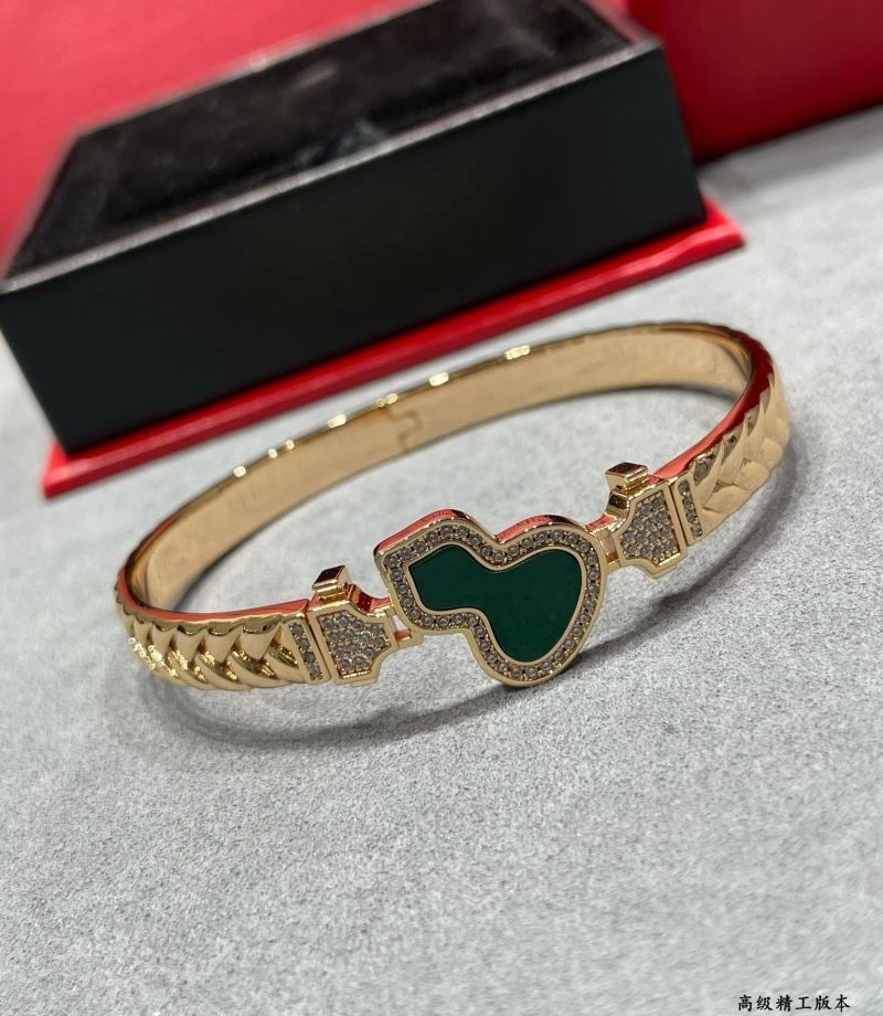Functional Qeelin Bracelets 211093