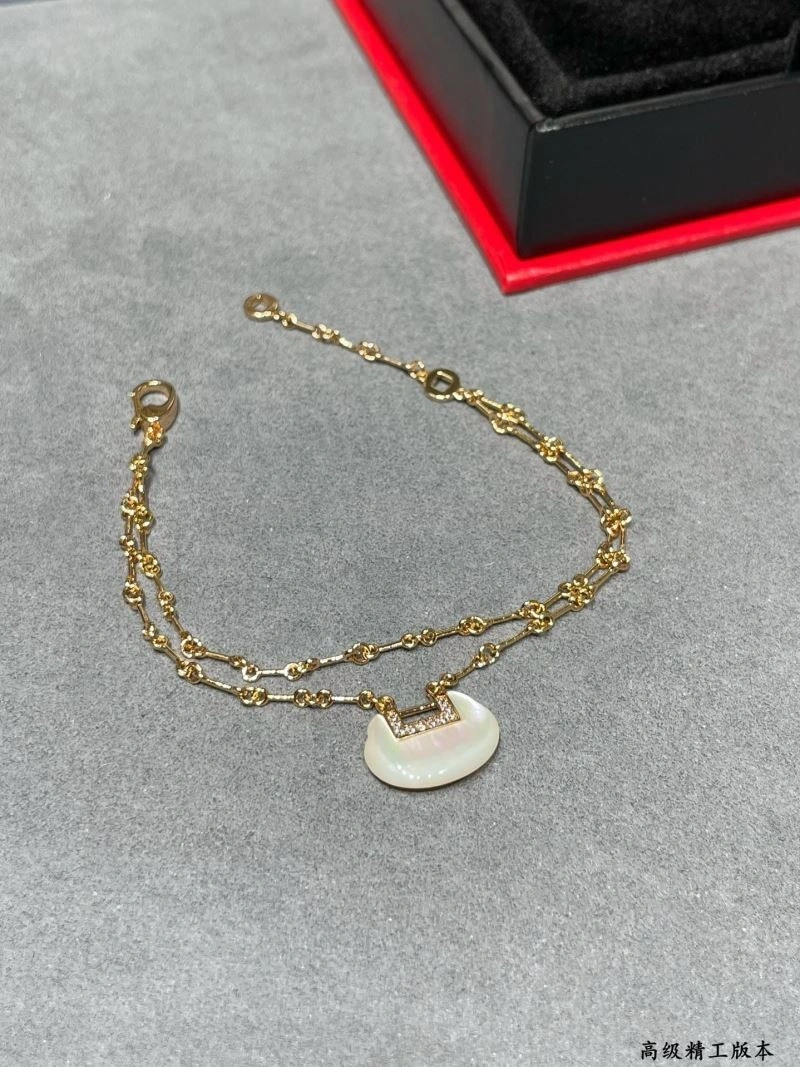 Snug Qeelin Bracelets 210454