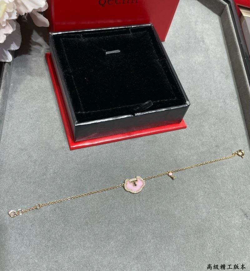 Contemporary Qeelin Bracelets 210453