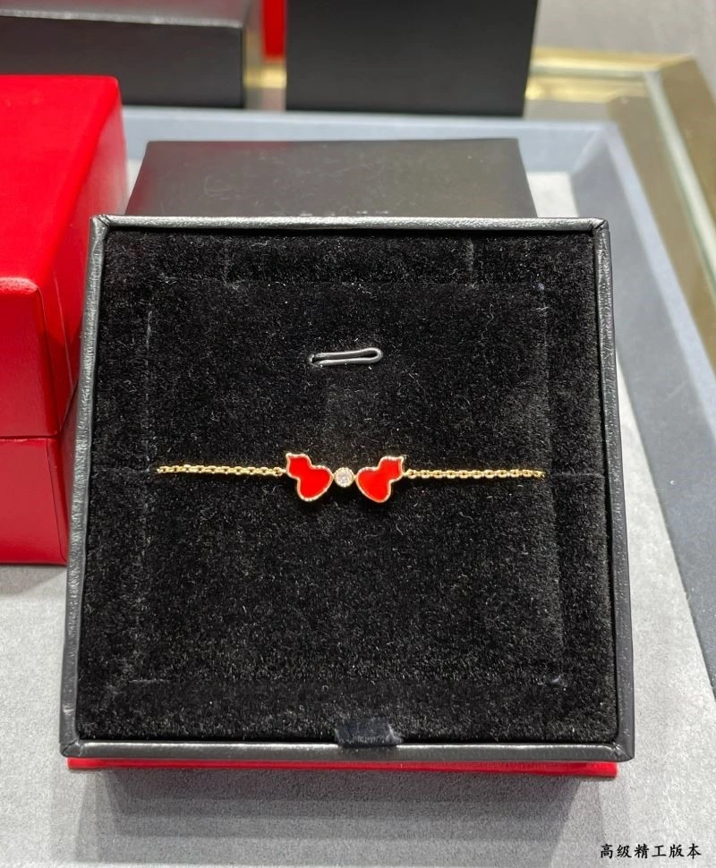 Qeelin Bracelets Bold 210438