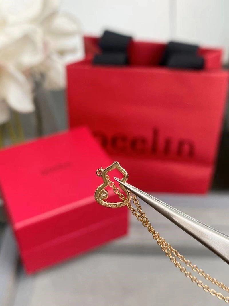 Effortless Qeelin Bracelets 210404