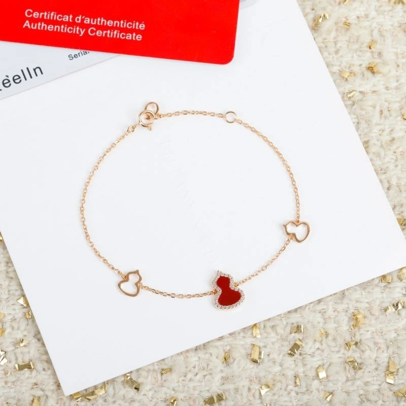 TechFriendly Qeelin Bracelets 210401