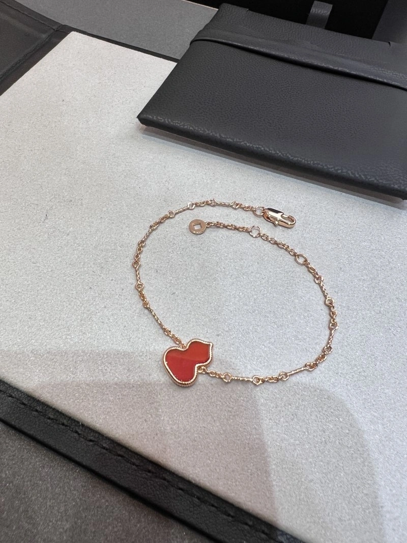 WeatherProof Qeelin Bracelets 208484