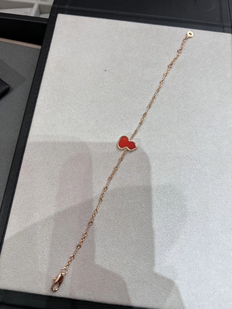 WeatherProof Qeelin Bracelets 208484