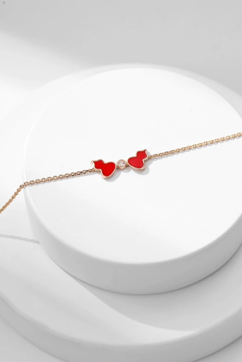 Compact Qeelin Bracelets 208475
