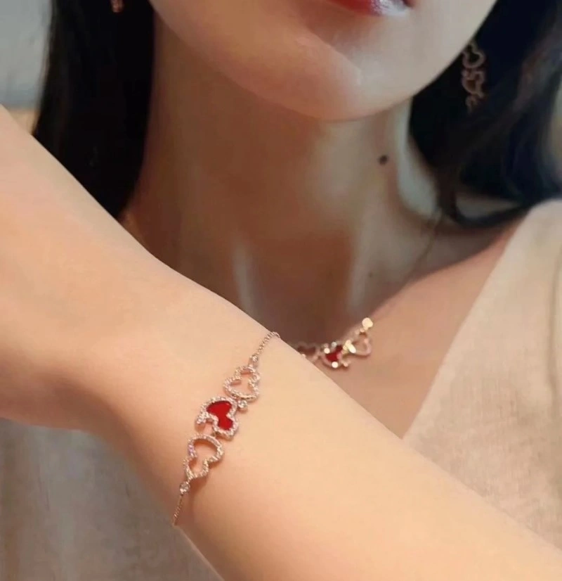 Flexible Qeelin Bracelets 207769